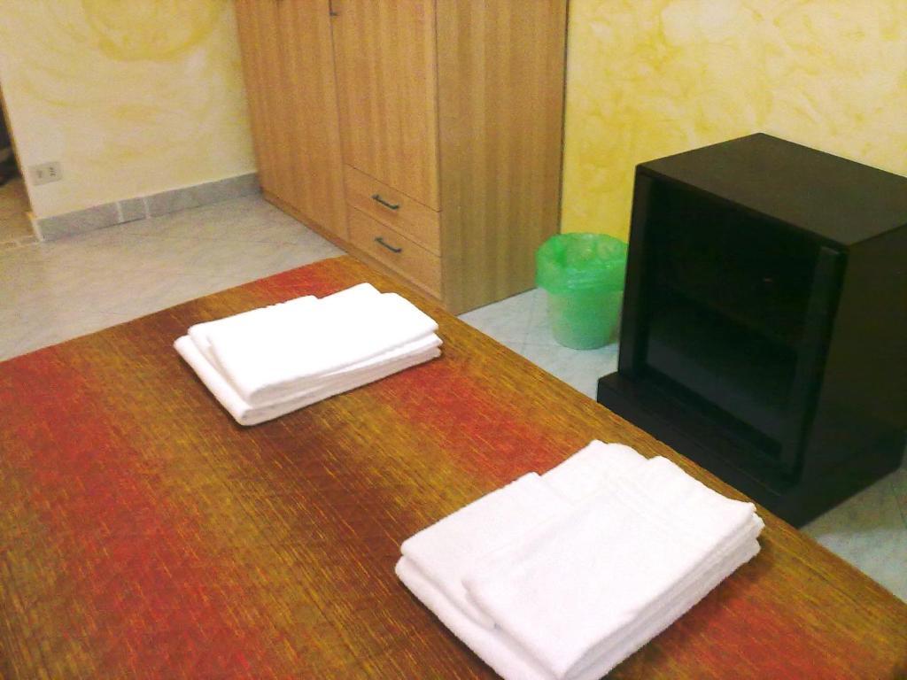 Gigi Holiday Rooms Рим Екстер'єр фото