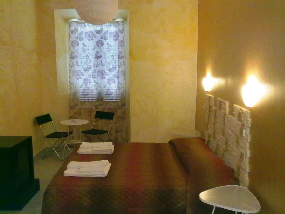Gigi Holiday Rooms Рим Екстер'єр фото