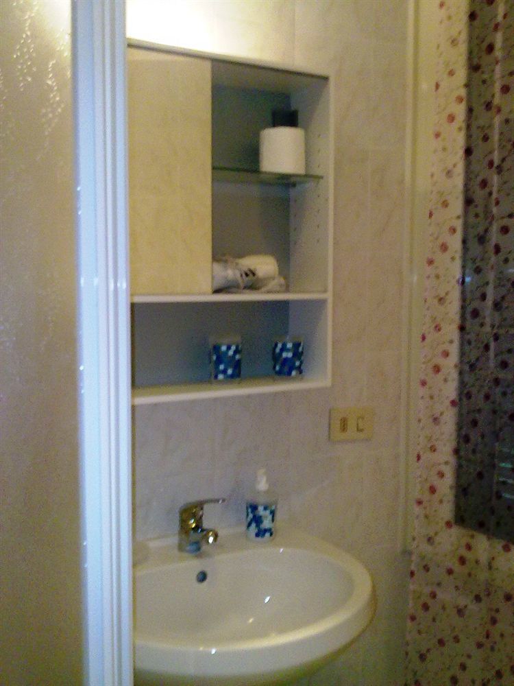 Gigi Holiday Rooms Рим Екстер'єр фото
