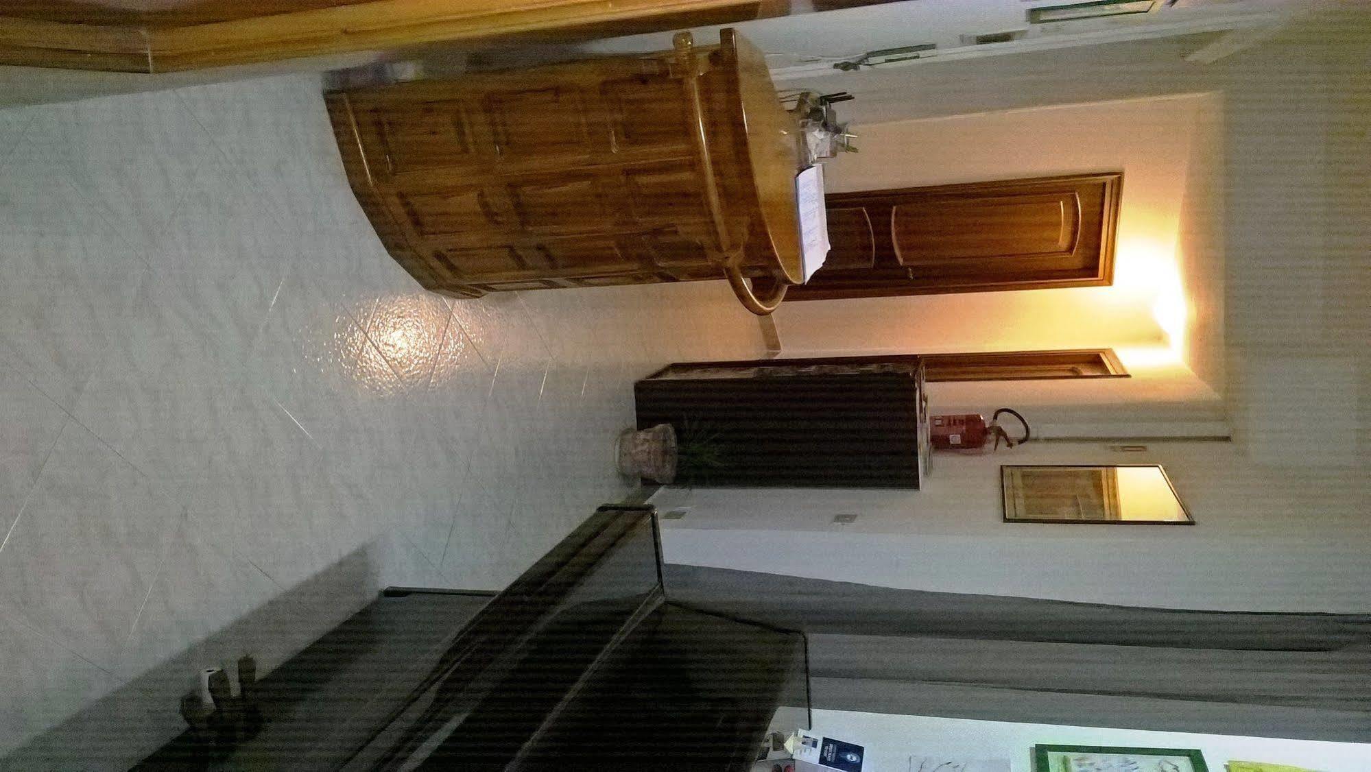 Gigi Holiday Rooms Рим Екстер'єр фото