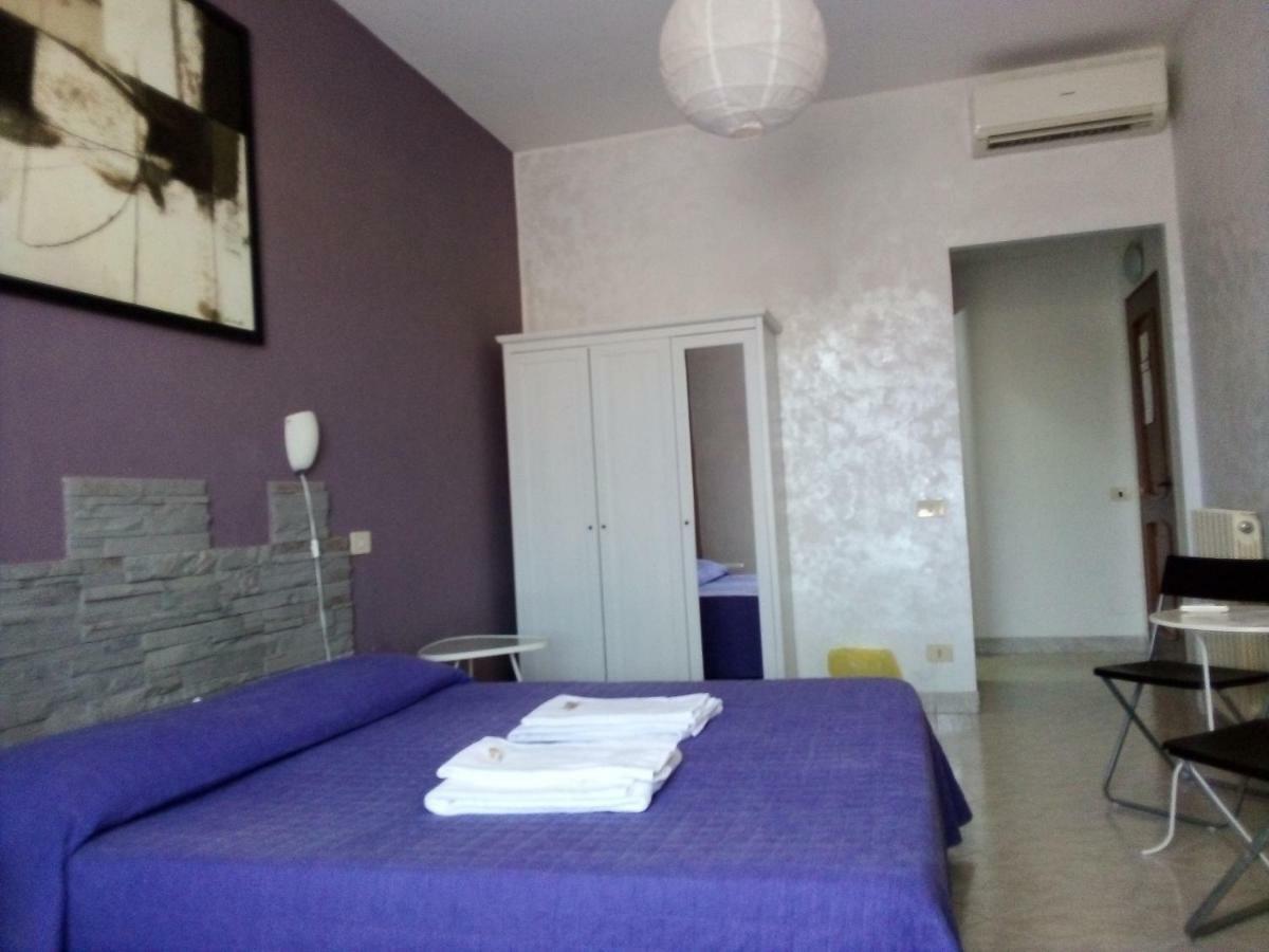 Gigi Holiday Rooms Рим Екстер'єр фото