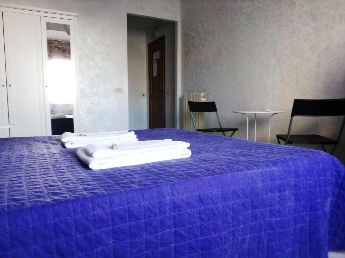 Gigi Holiday Rooms Рим Екстер'єр фото